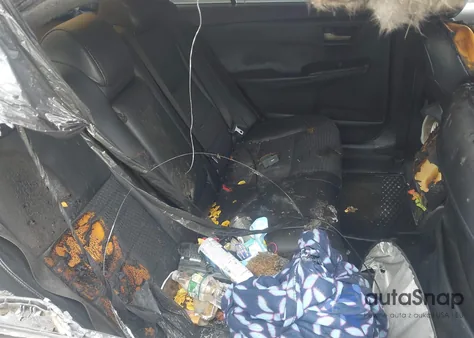 2015 Toyota Camry Se z USA, uszkodzony, nr VIN 4T1BF1FK0FU031140